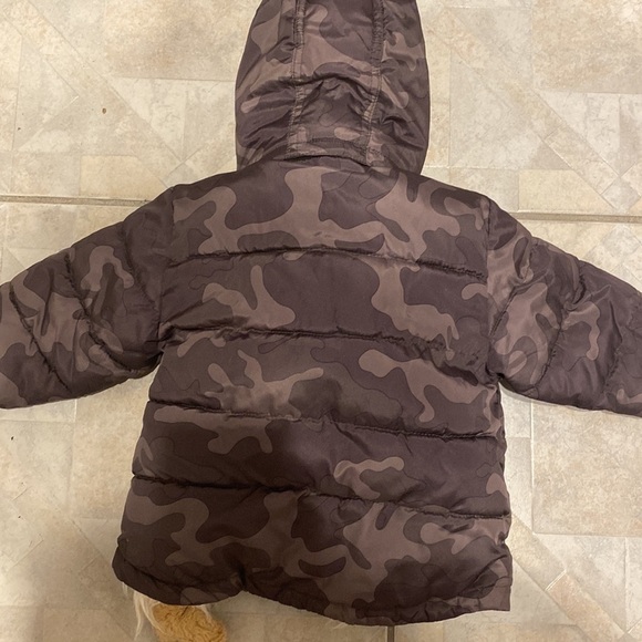 toddler boys Baby Gap really nice winter jacket size 18-24 mos - Picture 2 of 4
